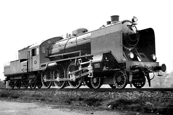 Fig. 1. Sneltreinlocomotief, serie 4001—4015.